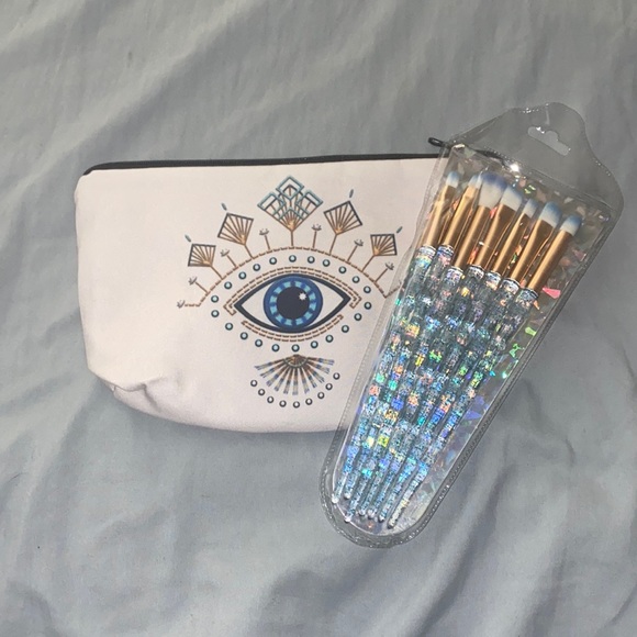 Other - 🧿🪬Evil Eye Makeup Bag and Brush Set